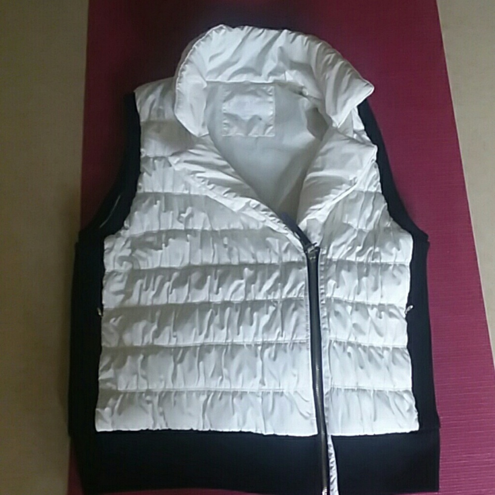 Calvin Klein Vest